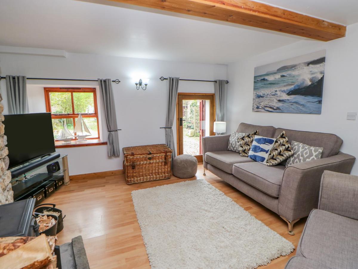 Robins Lodge - Housity