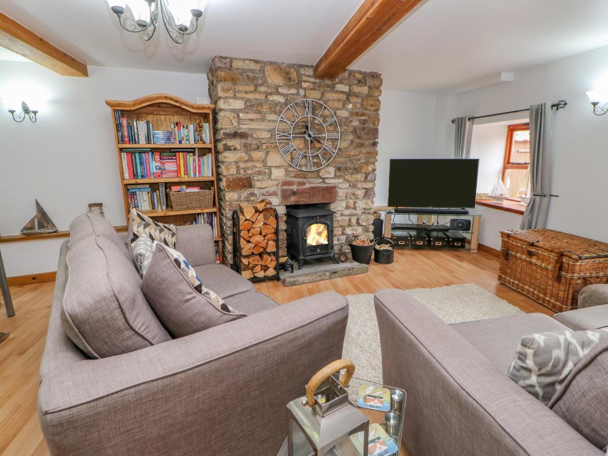 Robins Lodge - Housity