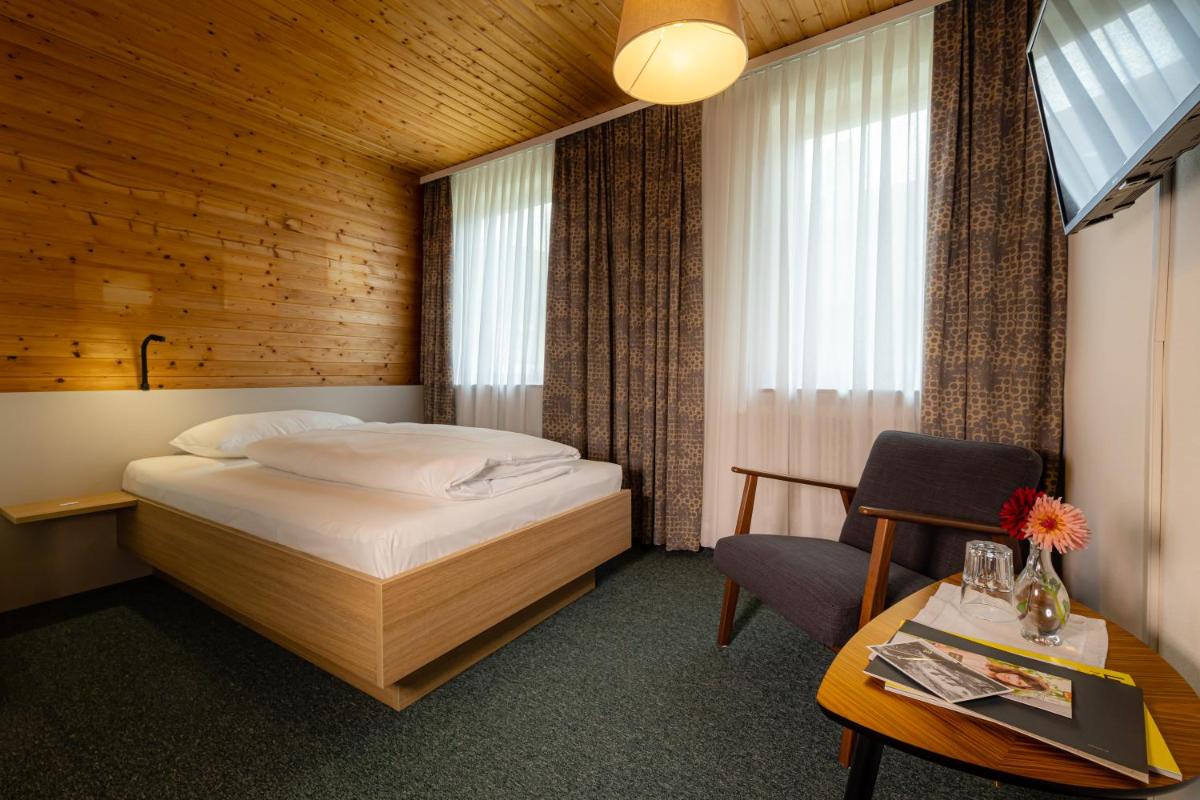 Grüner Baum Wachau - Retro Frühstückspension - Housity