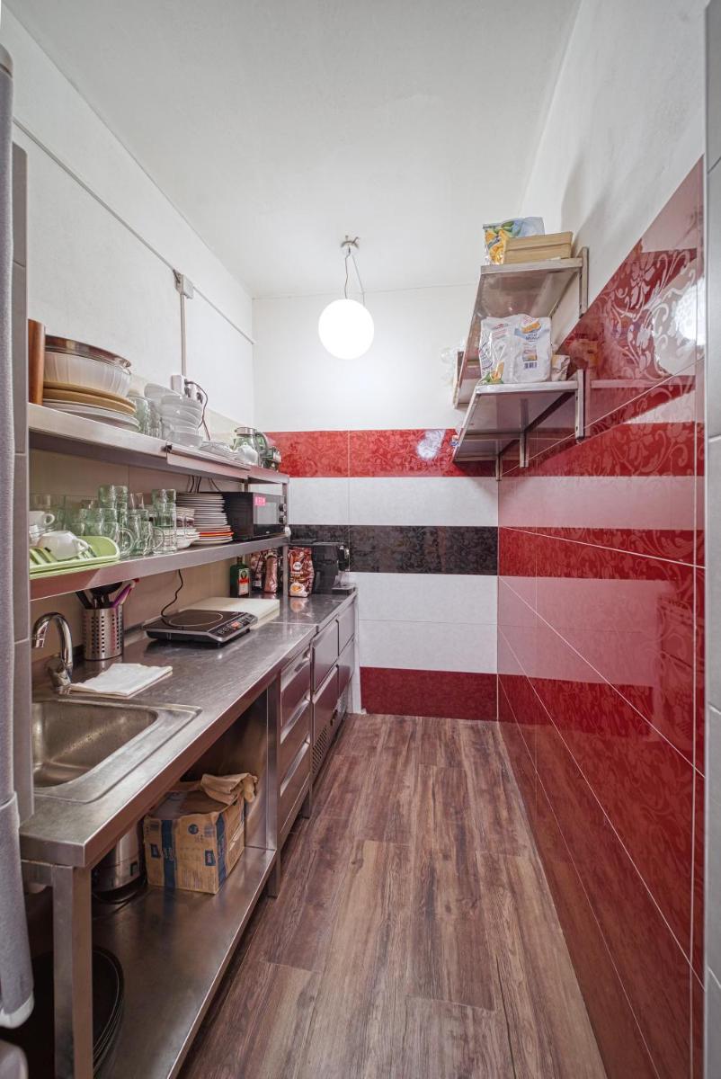 Hostel Orange - Housity
