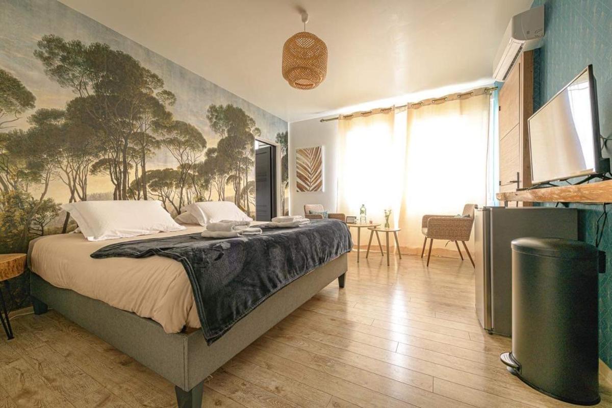 Suite avec SPA privatif à ALBI La Mascrabiere BED & SPA - Housity