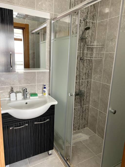 Private villa in Yalova/Thermal, with heated pool - Housity
