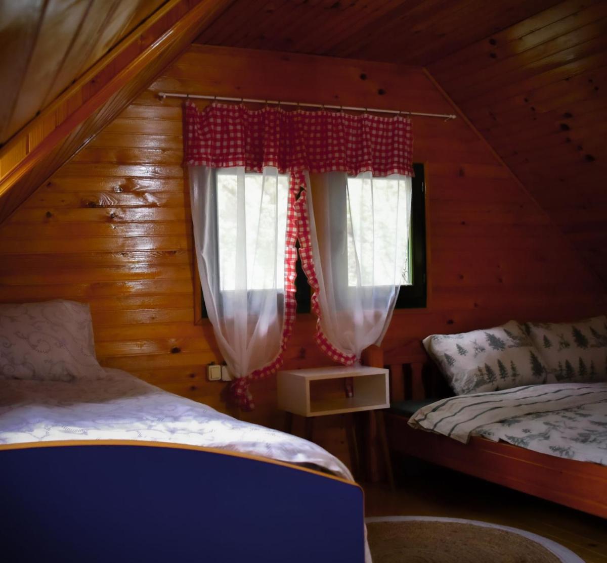 Vikendica,, Tadic,, Ovčar Banja - Housity