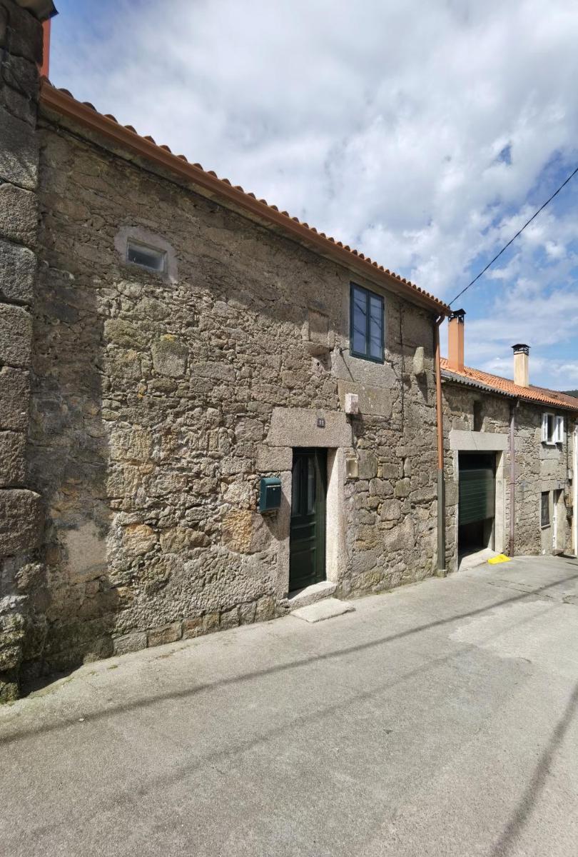 Casa do Cucharro en Playa de Soesto, Laxe - Housity