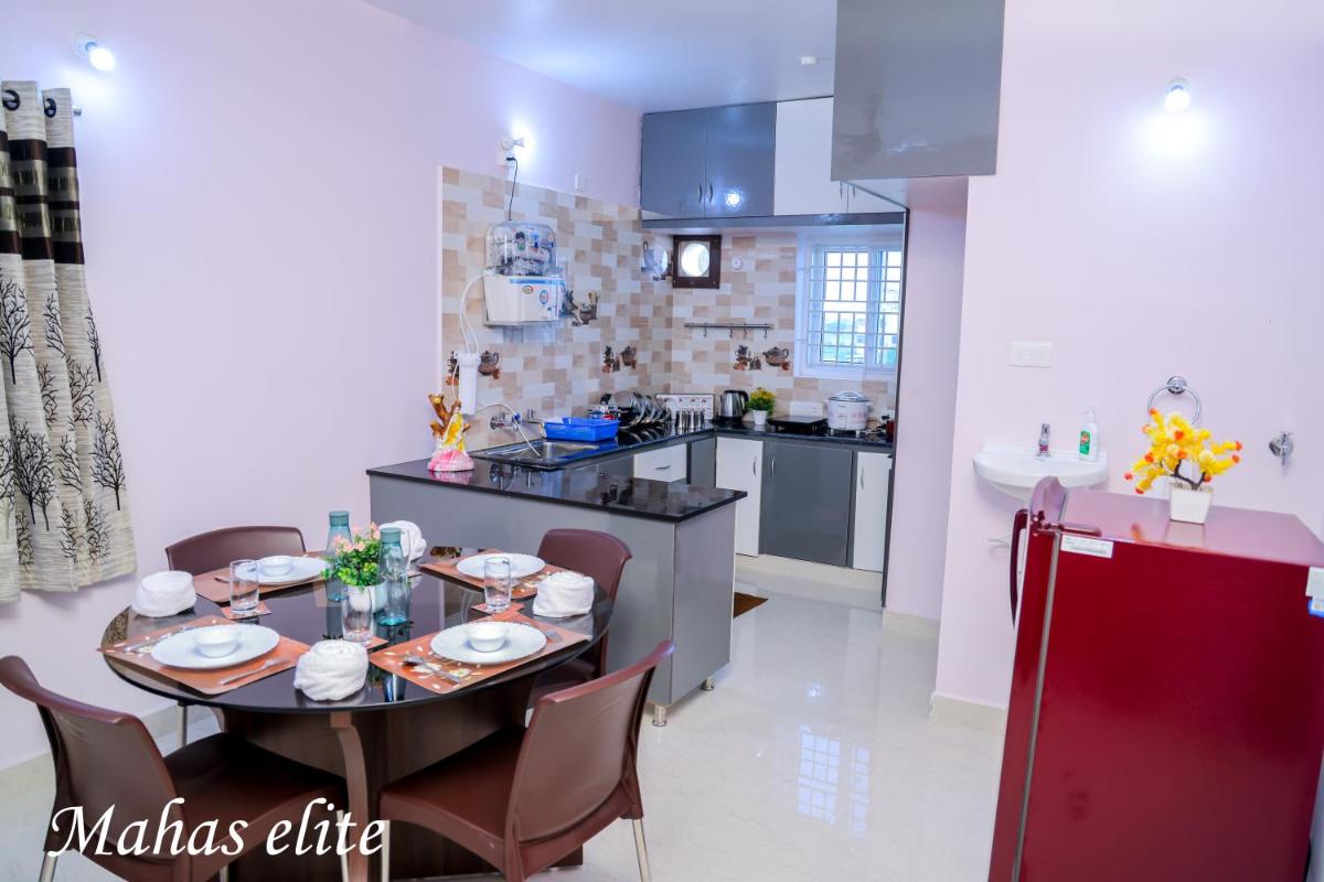 Suitetrails - MAHAS Elite by MAHAS Homestays - 2BHK Flats - Fully Airconditioned