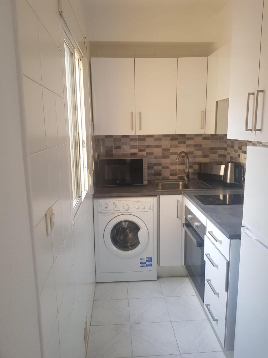 2 bed apartment in Paraje Natural Fase 1, Torrevieja - Housity