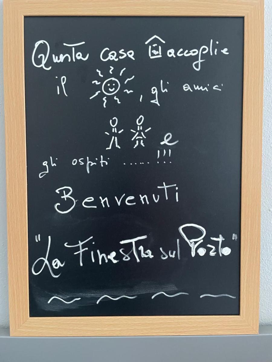 La finestra sul porto - Housity