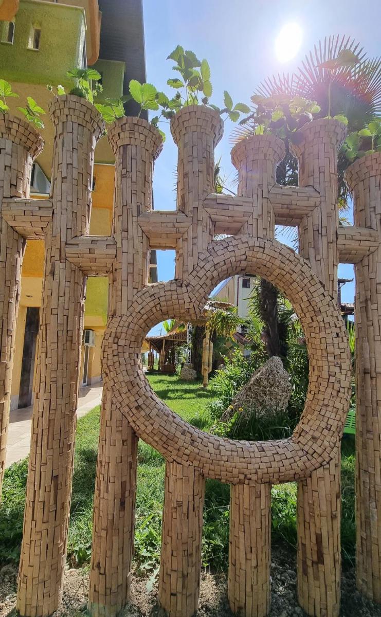 Lilalo Ηotel - Housity