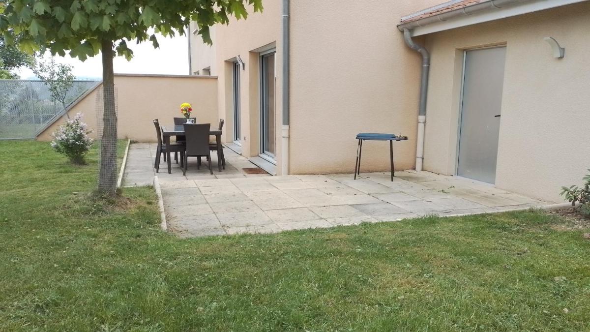 villa dans les monts du lyonnais - Housity