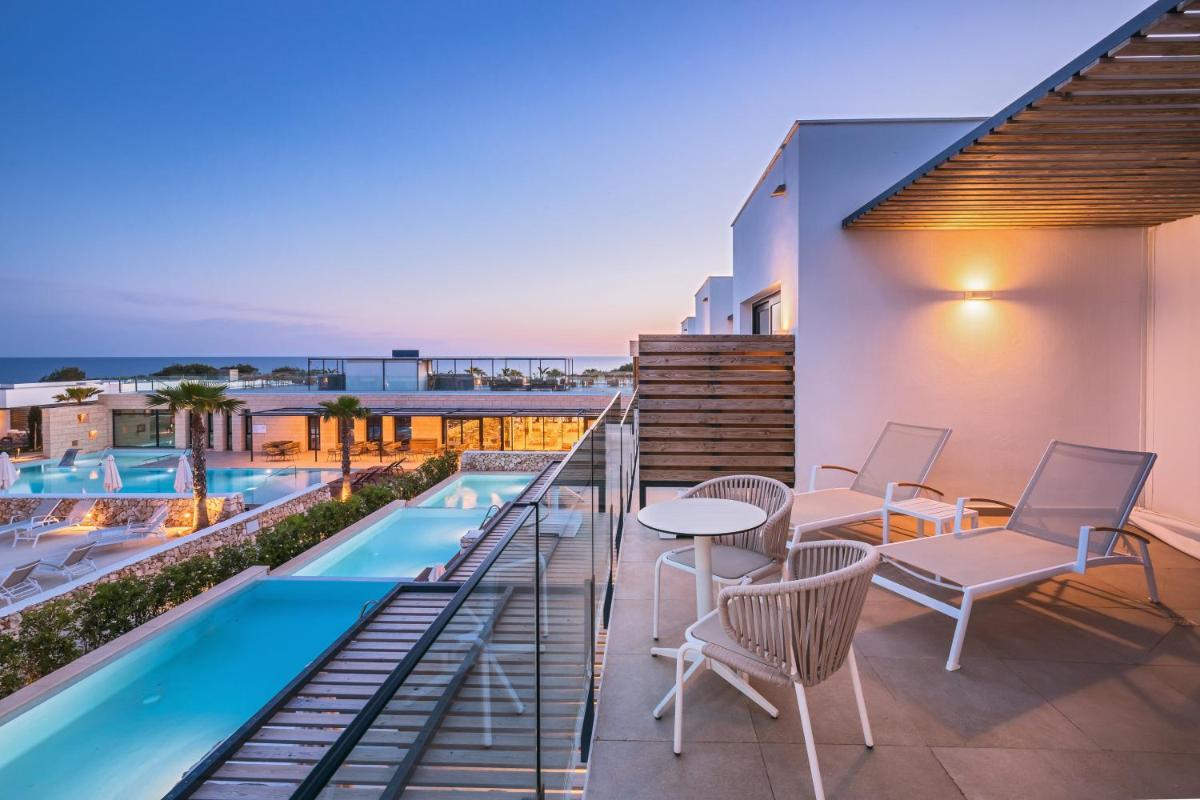 Piscina en o cerca de Barceló Nura