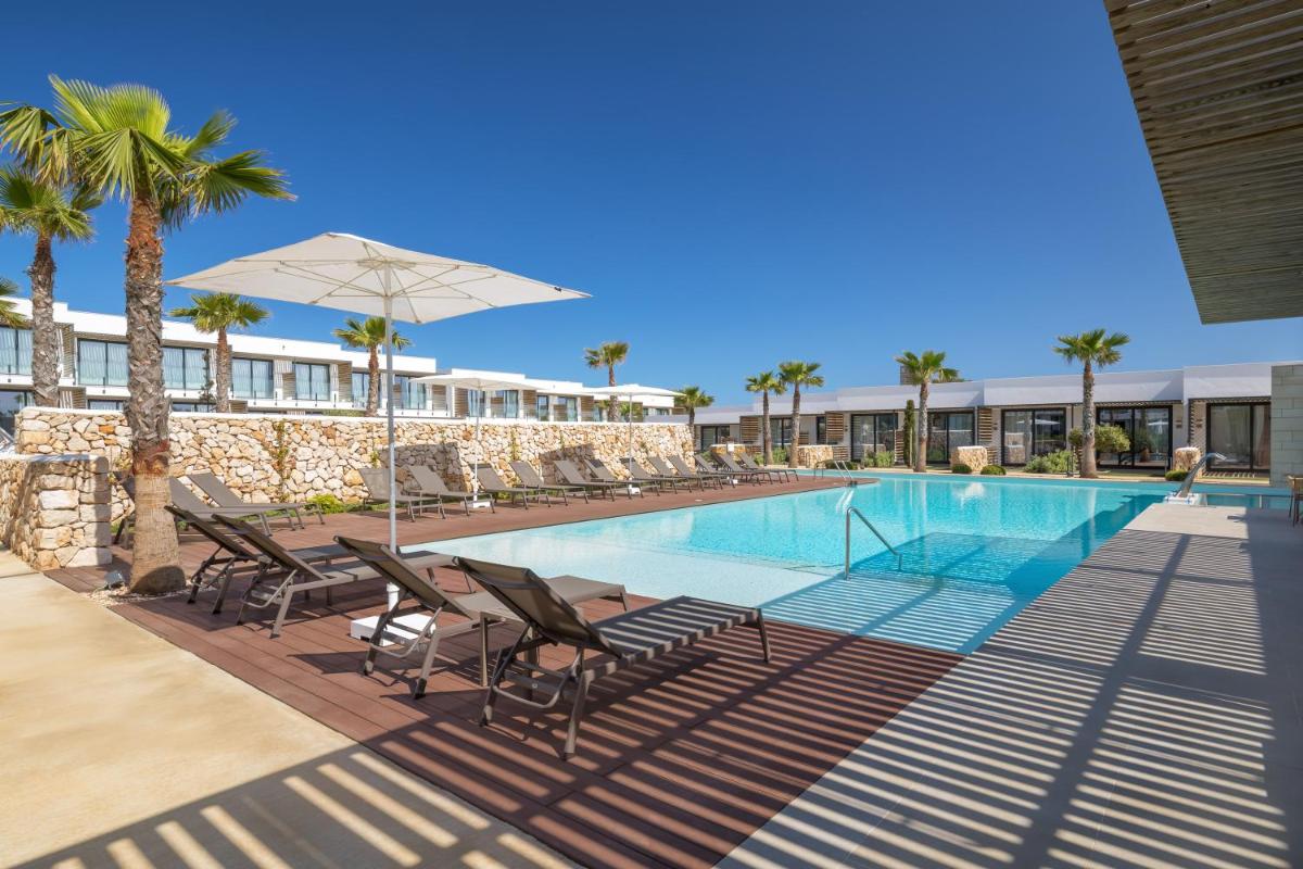 Piscina en o cerca de Barceló Nura