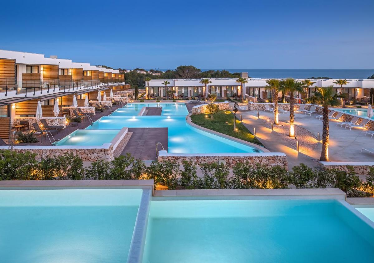 Piscina en o cerca de Barceló Nura