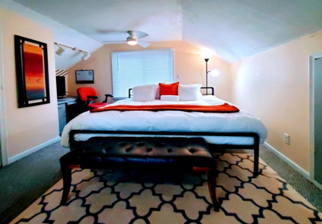 The Joslyn Chateau, a tri-level home that sleeps 8 with a king master - Housity