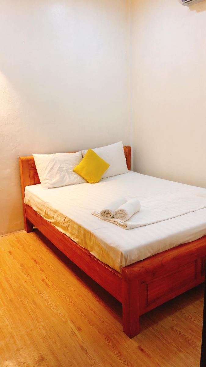 Adam Eva Little House - Housity