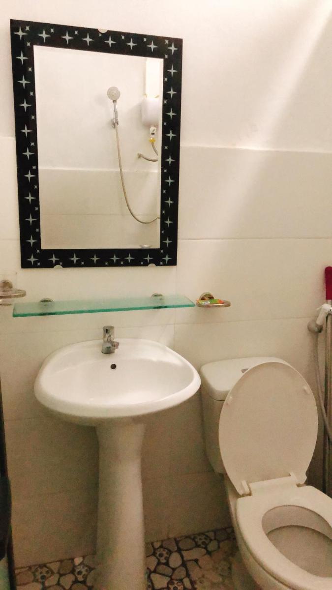 Adam Eva Little House - Housity