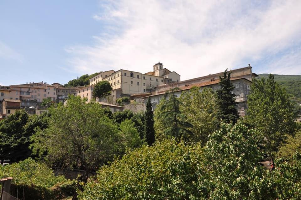 Suitetrails - La Barchetta di Carta loft a Soriano nel Cimino