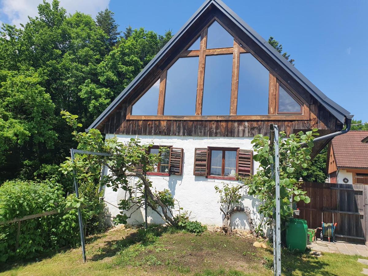 Sunrise Retreat - Housity