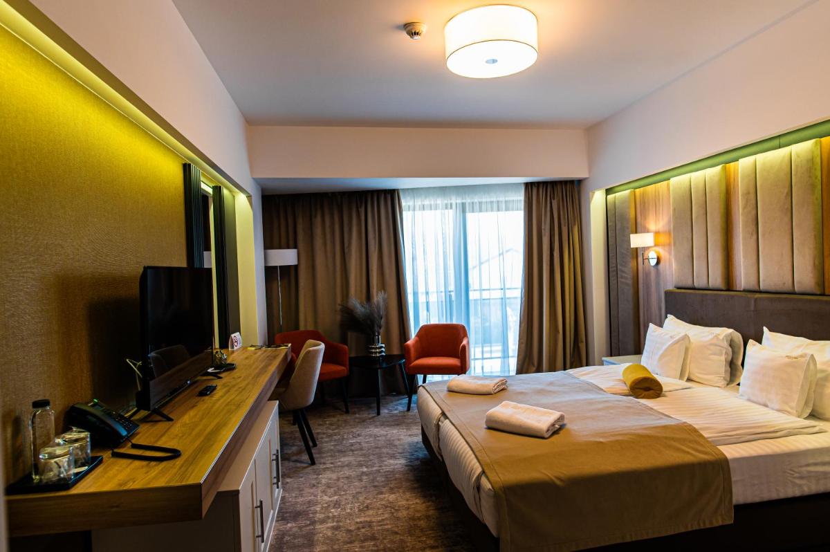 Hotel River - Housity