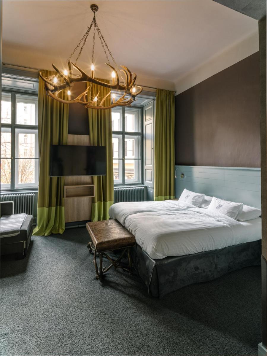 Saint SHERMIN bed breakfast & champagne - Housity