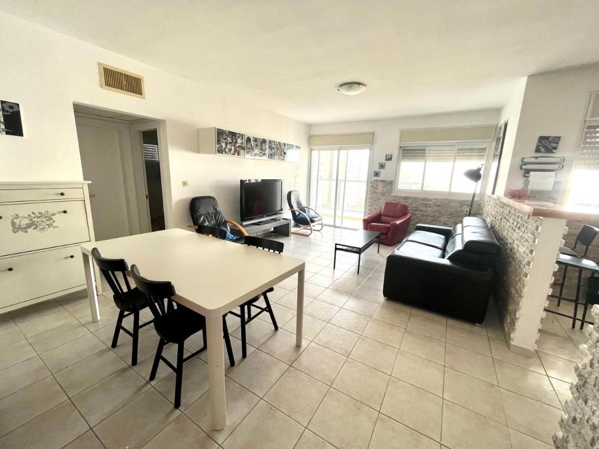 Exceptional view facing sea of Givat Olga Hadera - Housity
