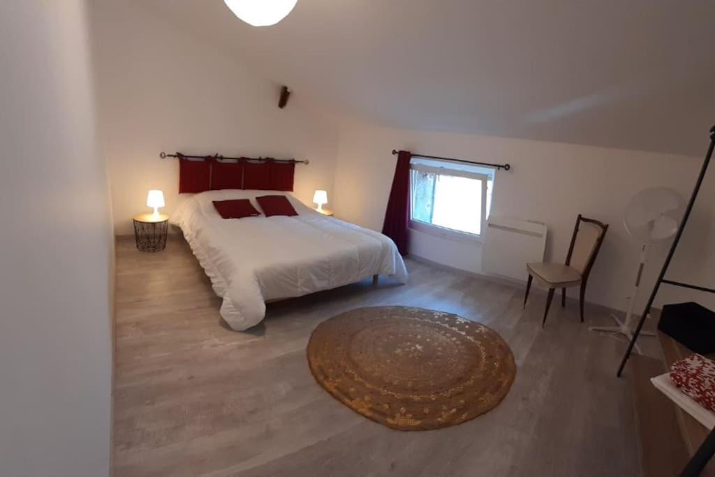 Etage d'une agréable maison de ville - Housity
