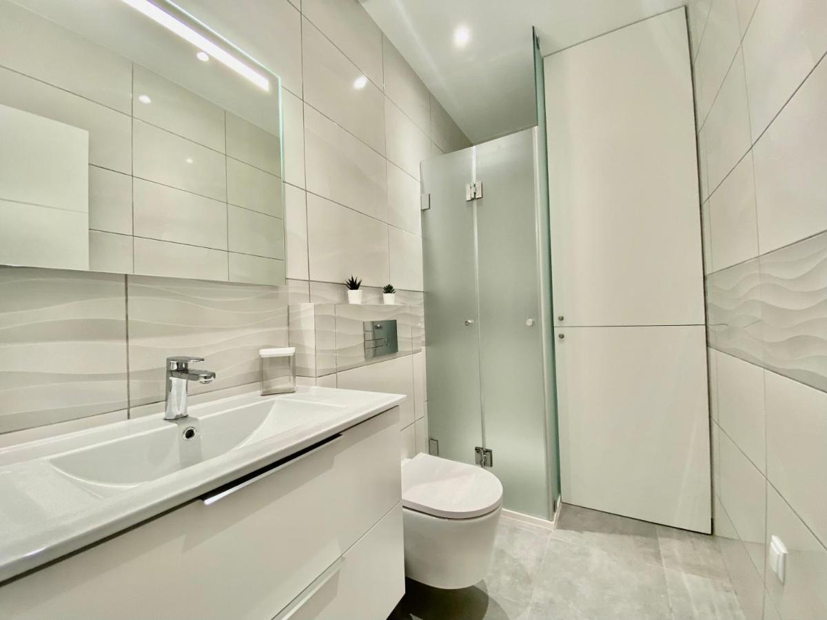 **Fresh and cosy appt with Pool, Fiber, SportTV** - Housity