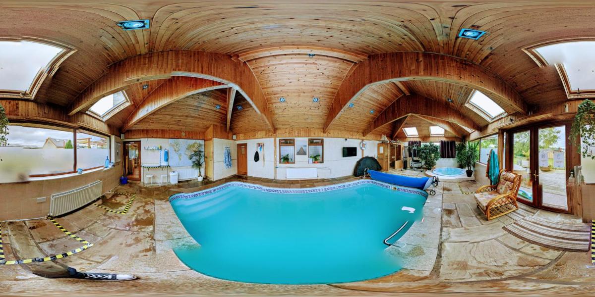 Glynvohr House - Housity