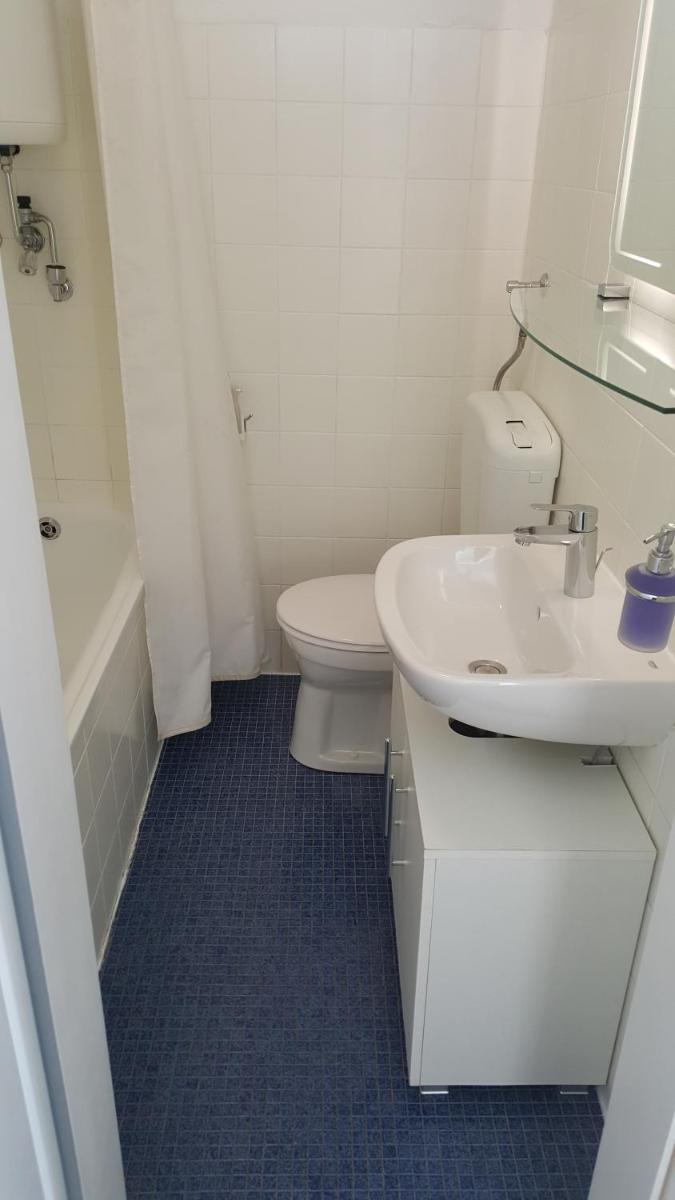 Bei LKH Graz,1x Parkplatz,15 Stock! - Housity