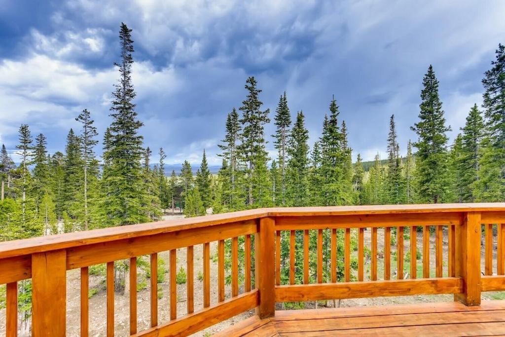 Cozy Mountain House Perfect for Relaxing - Puma's Den - Housity