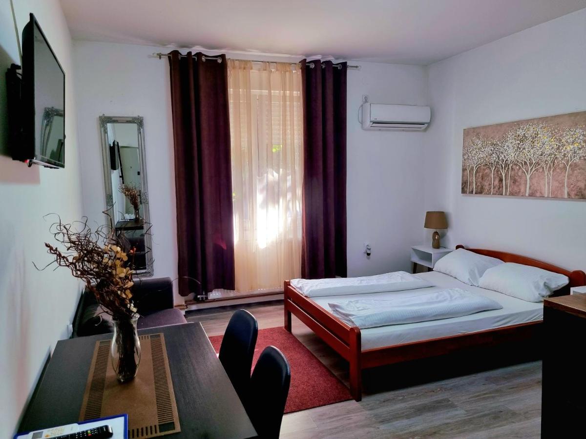 Rooms Villa Luigi - Housity