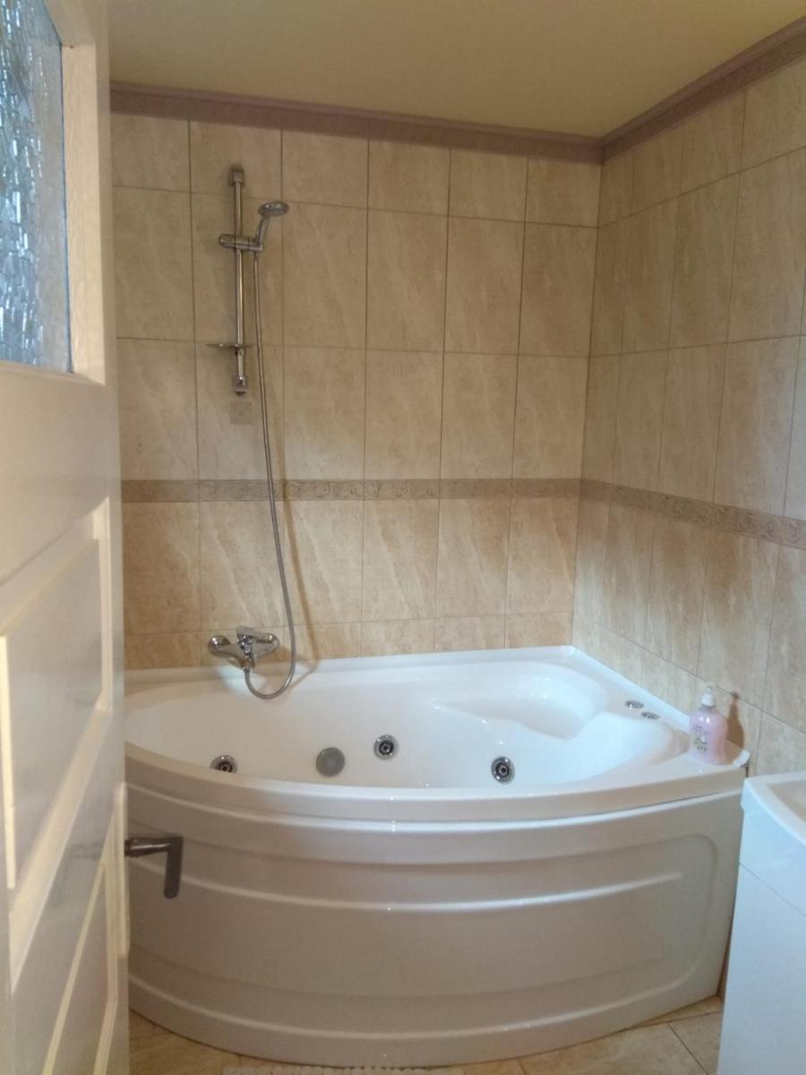 Casa Adriana - Housity