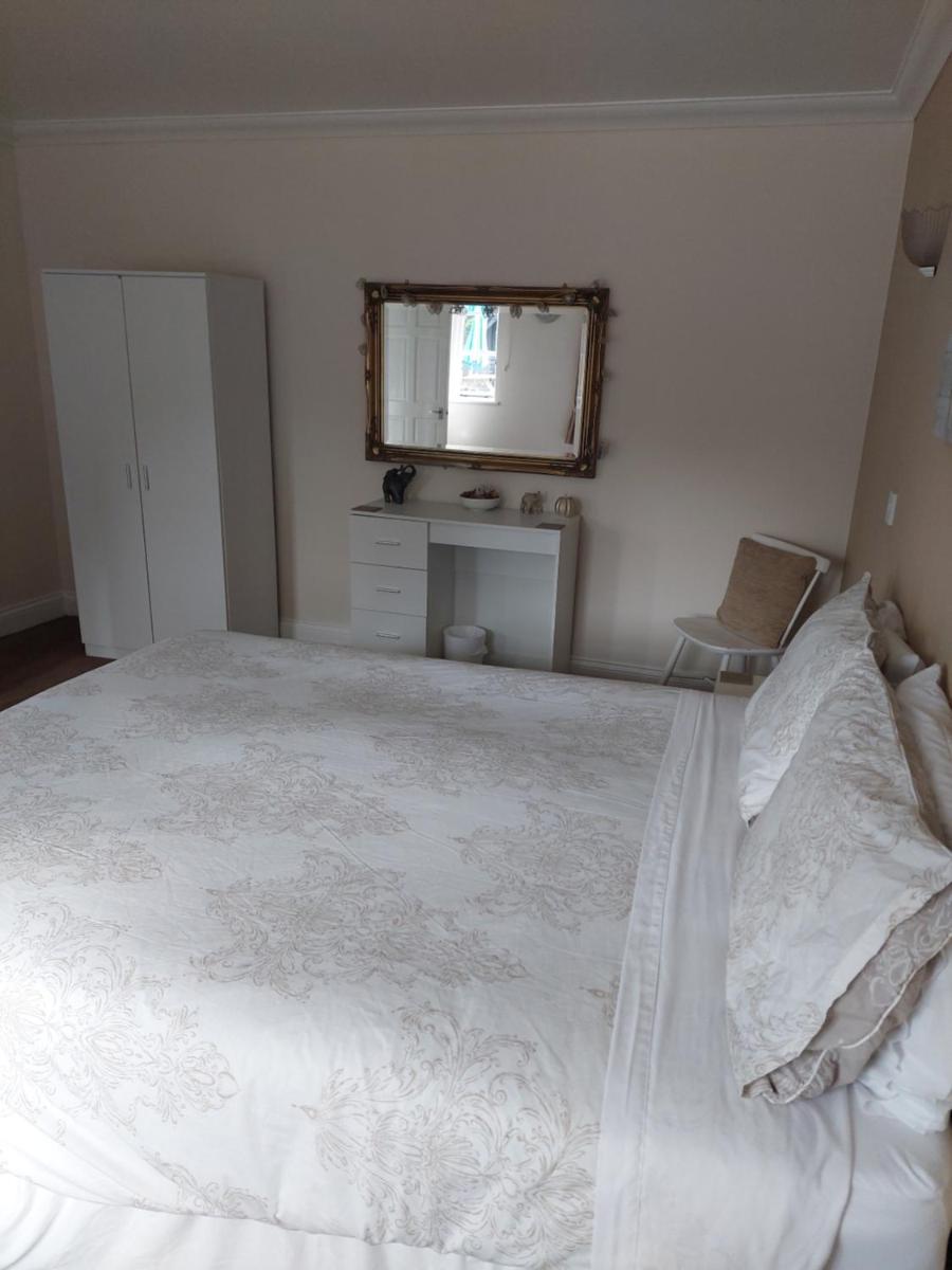 The Cross Keys - Housity