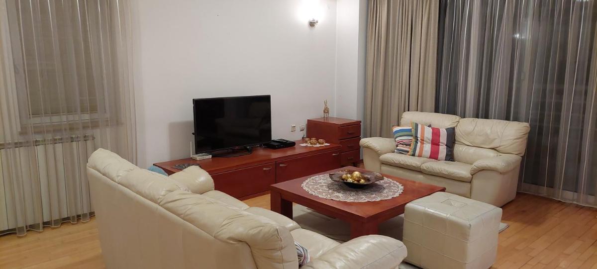 Luxury Flat - Housity