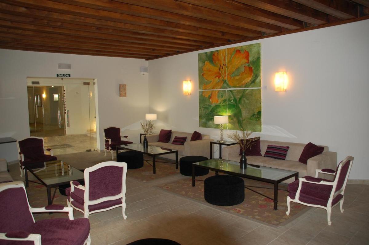 Hotel Convento Del Giraldo - Housity