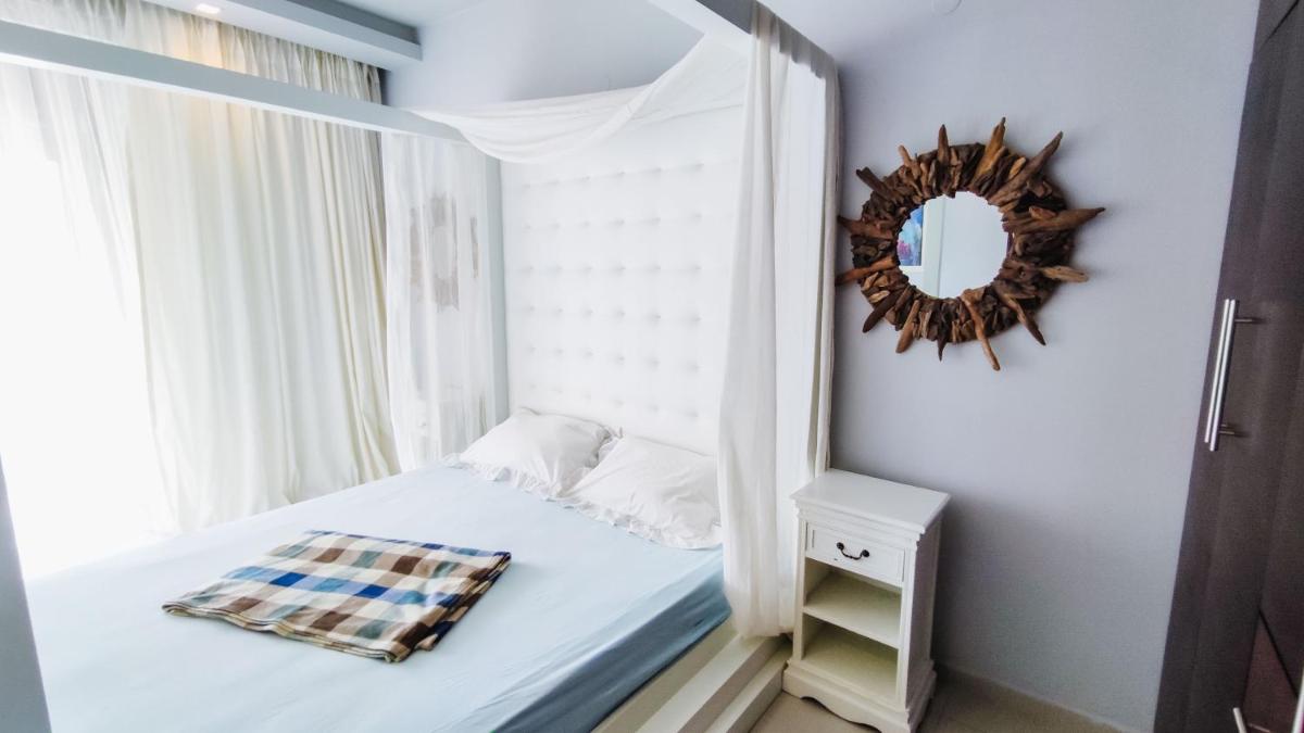 Villa Kristina with Private Patio - Housity