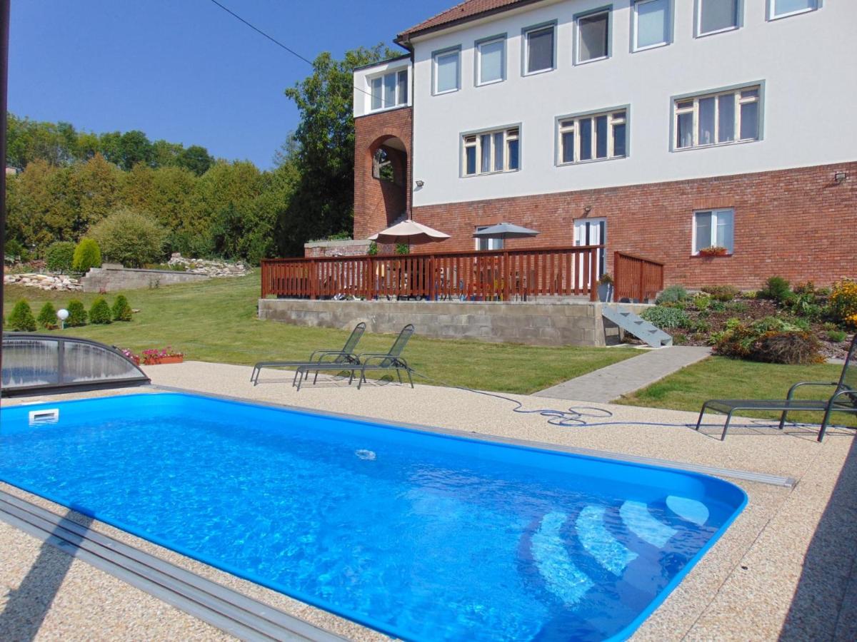 Vila Hořičky - Housity