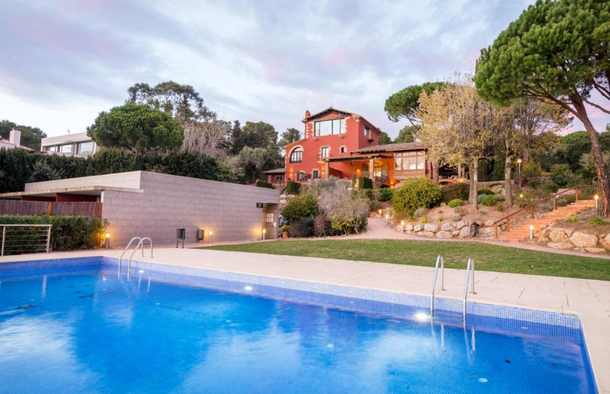 Piscina en o cerca de Mas Ses Vinyes - Adults Only