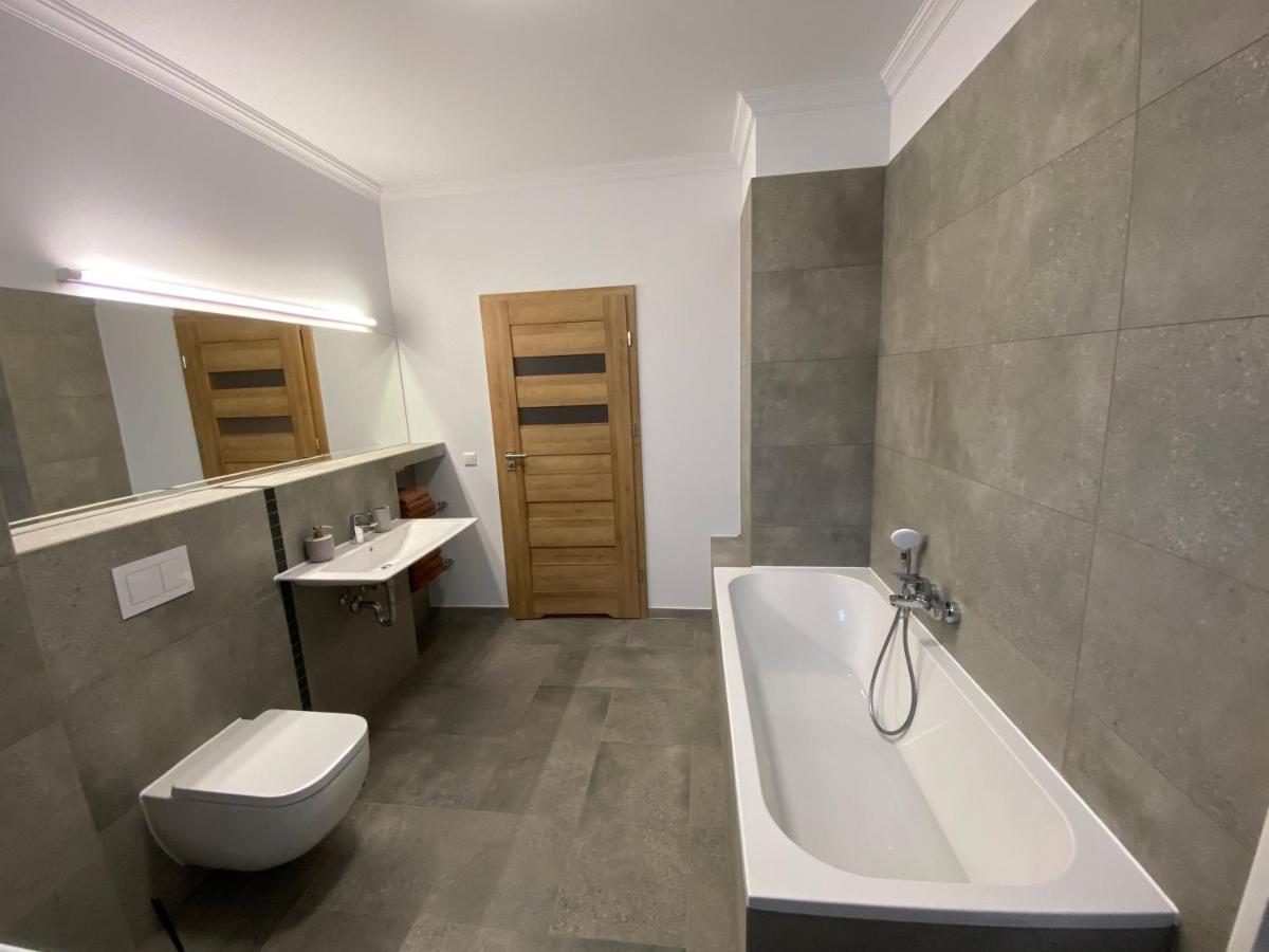 2 Raum Apartment mit Terrasse, hell und stilvoll - Housity