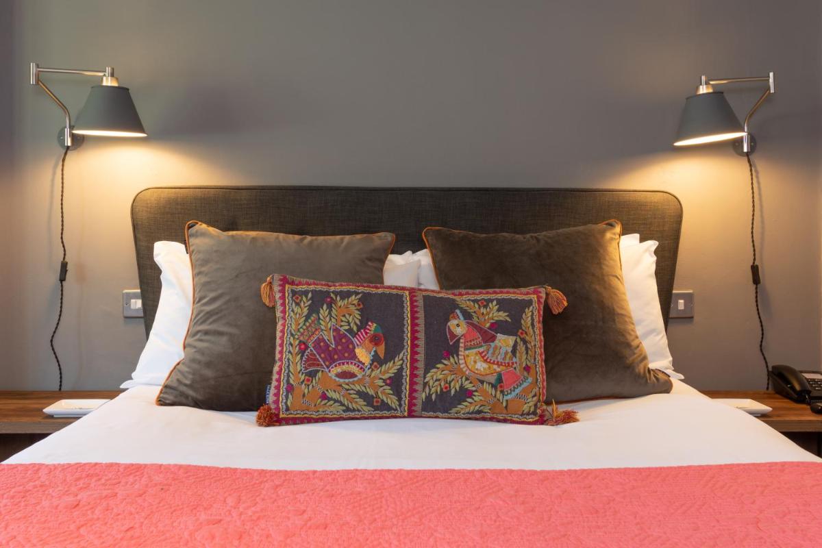 The Jersey Arms Hotel - Housity