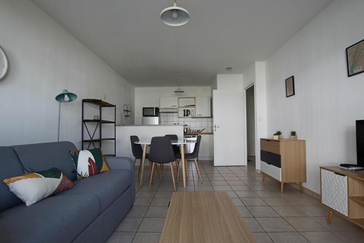 Suitetrails - Apartment in a private residence with swimming pool