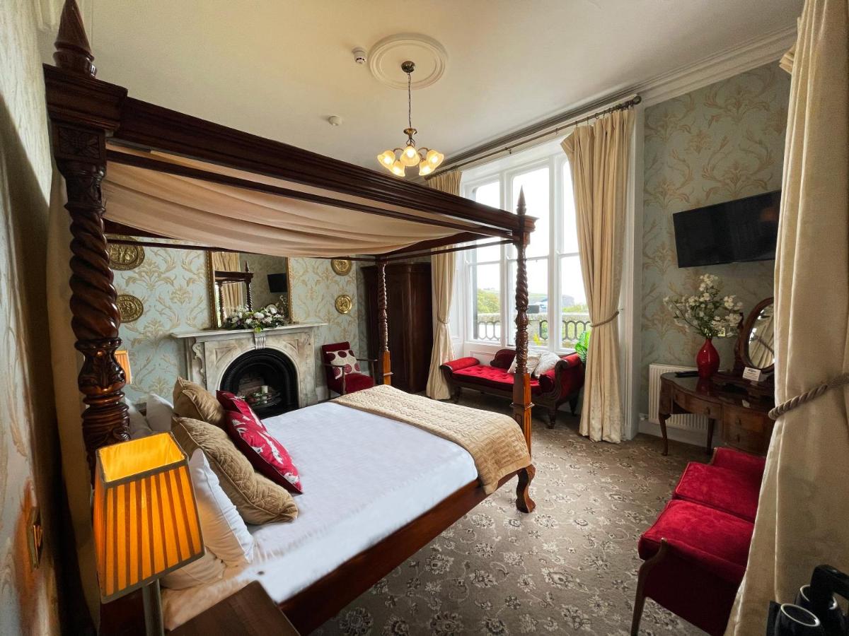 The Haven Hotel - Housity