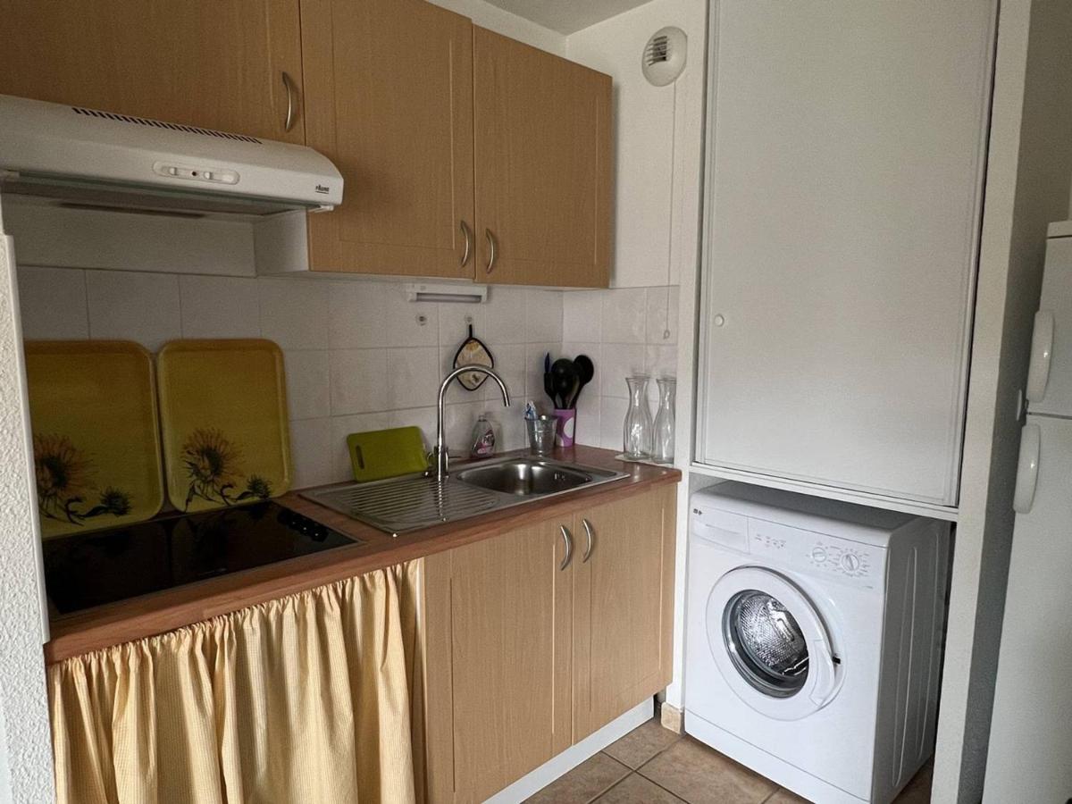 Cambo-les-Bains : T2 avec terrasse sud, piscine collective - FR-1-495-59 - Housity