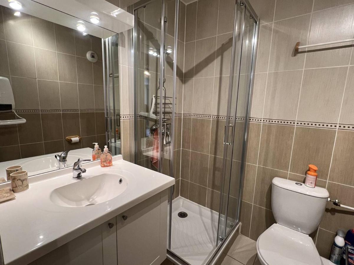 Cambo-les-Bains : T2 avec terrasse sud, piscine collective - FR-1-495-59 - Housity