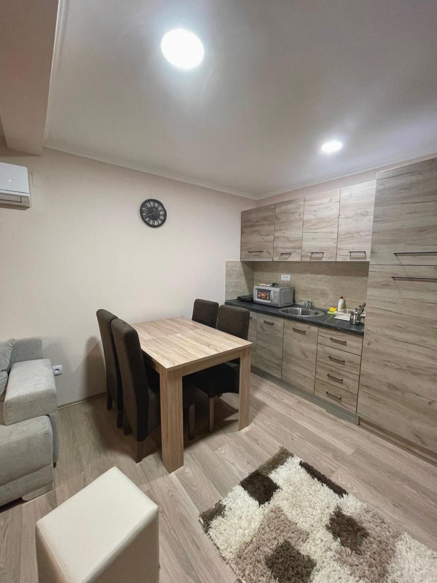 Vivko Apartments - Housity