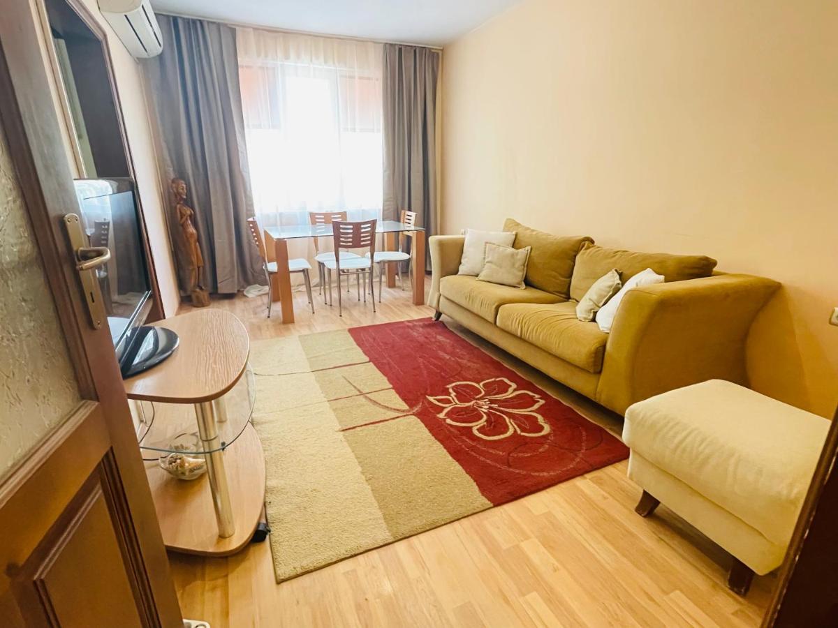 Lovely apartment by the Sea Garden - Housity