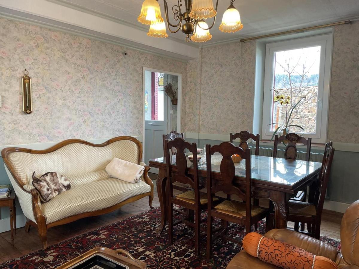 Charmante maison familiale avec cour fermée, proche randonnées et sites naturels - FR-1-489-277 - Housity