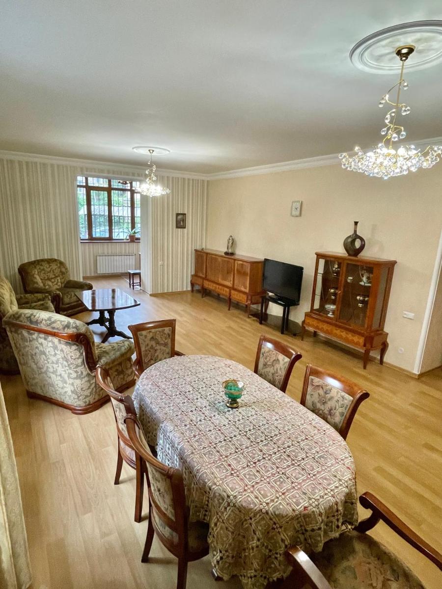 Apartment in the center of Yerevan - Housity