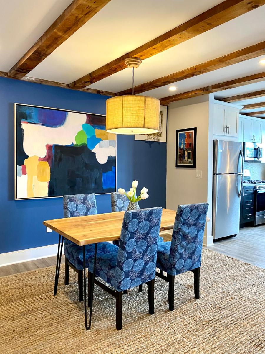 Serene Waterfront Studio in Downtown Portsmouth - Hizvo