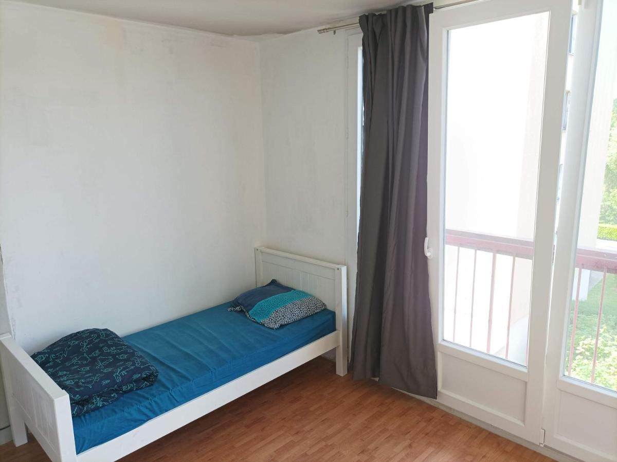 Chambre 12m2 proche Saclay, Massy RER - Housity