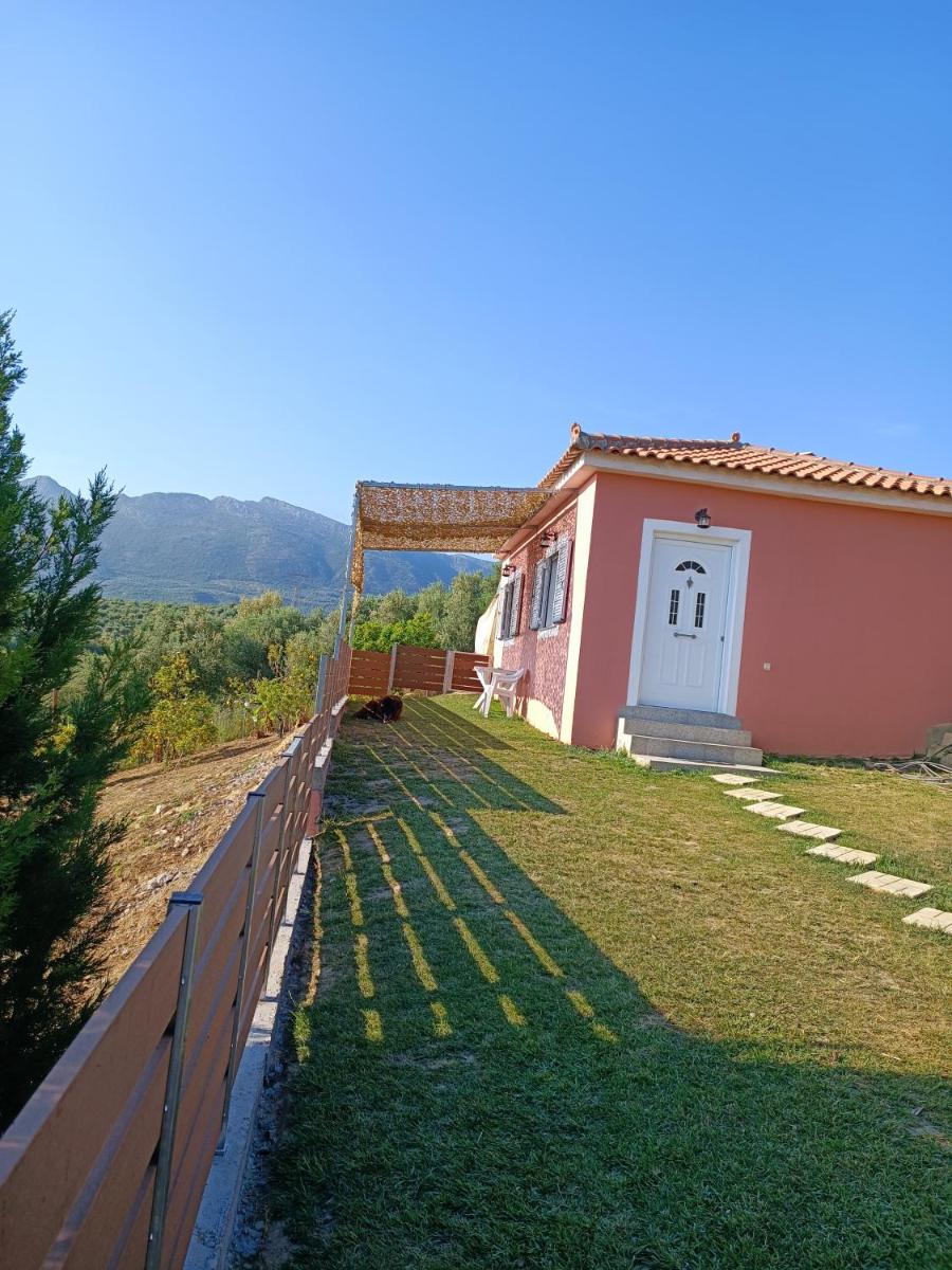 Efi's Home - Housity